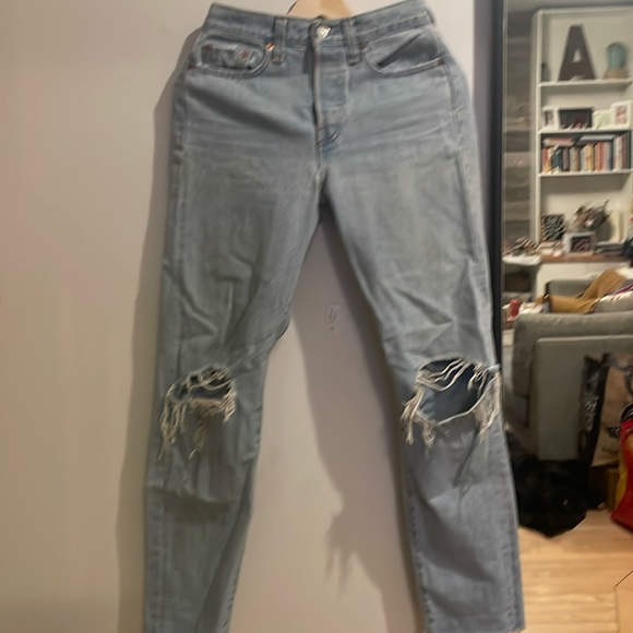 Levi's Denim - Levi’s ripped jeans